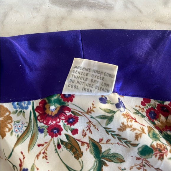 Floral Satin Robe - Picture 3 of 5